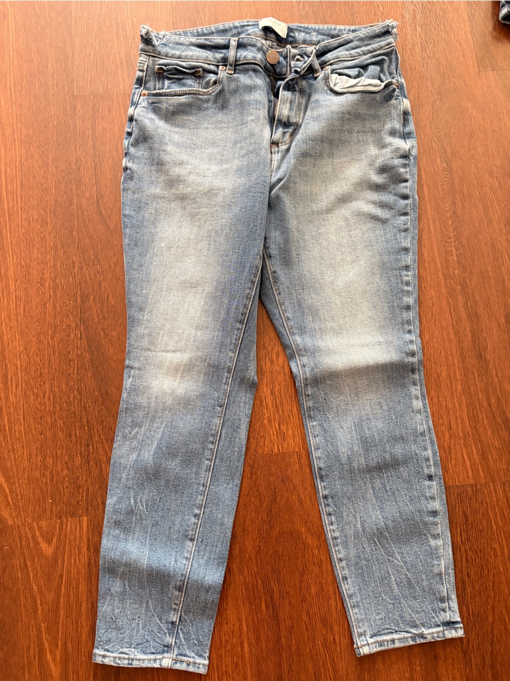 LOFT Women’s Washed Light Blue Curley Petite Skinny Ankle Jeans